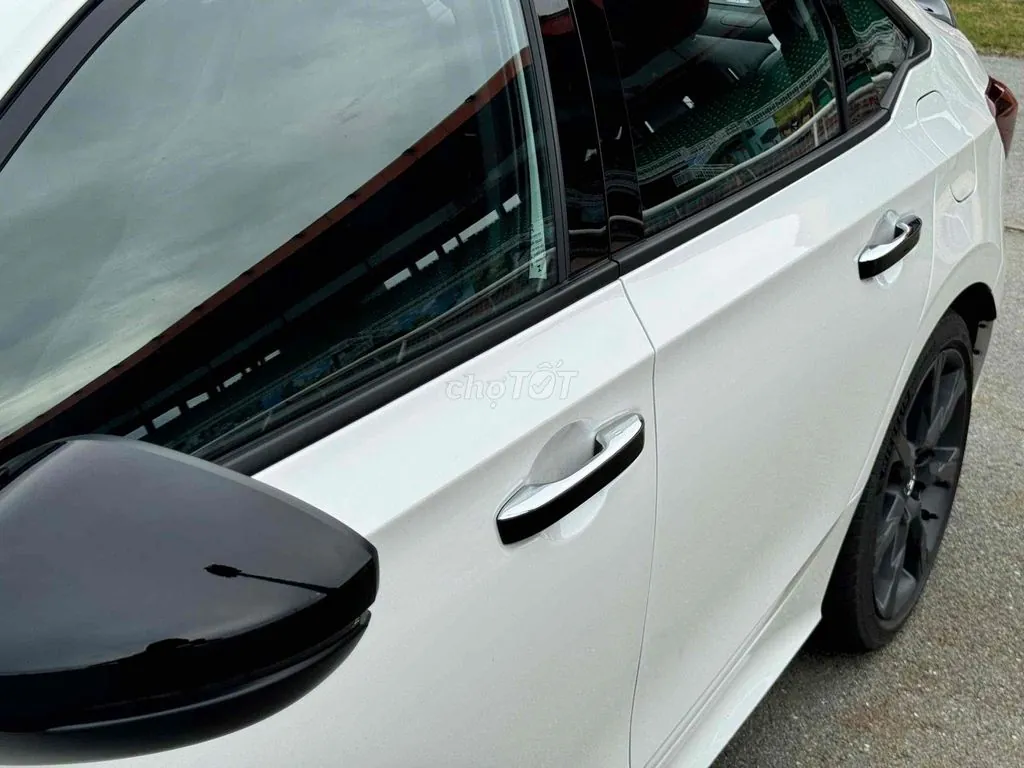 Honda Civic 2026 photo 3