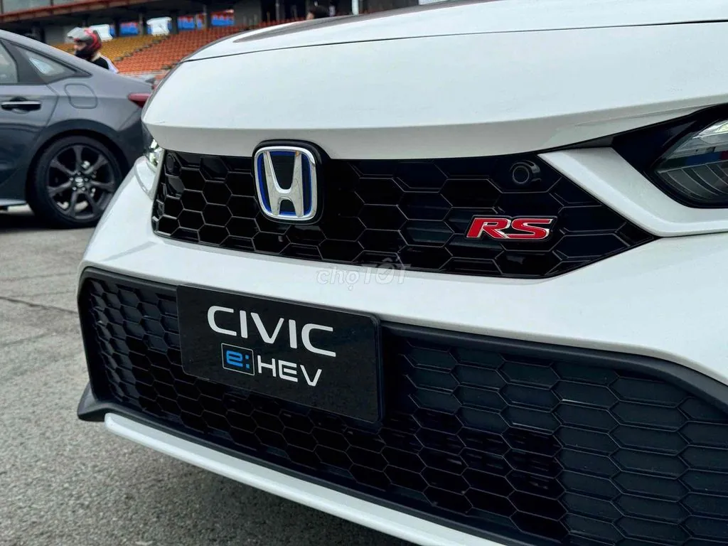 Honda Civic 2026 photo 2