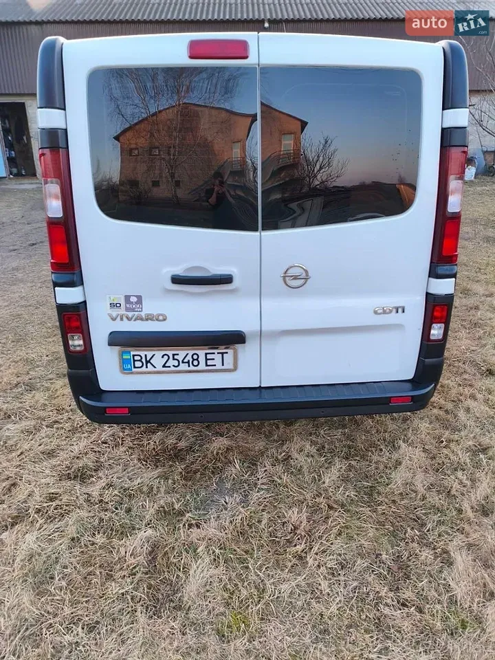 Opel Vivaro 2016 photo 5