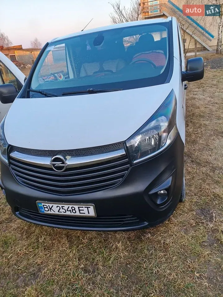 Opel Vivaro 2016 photo 3