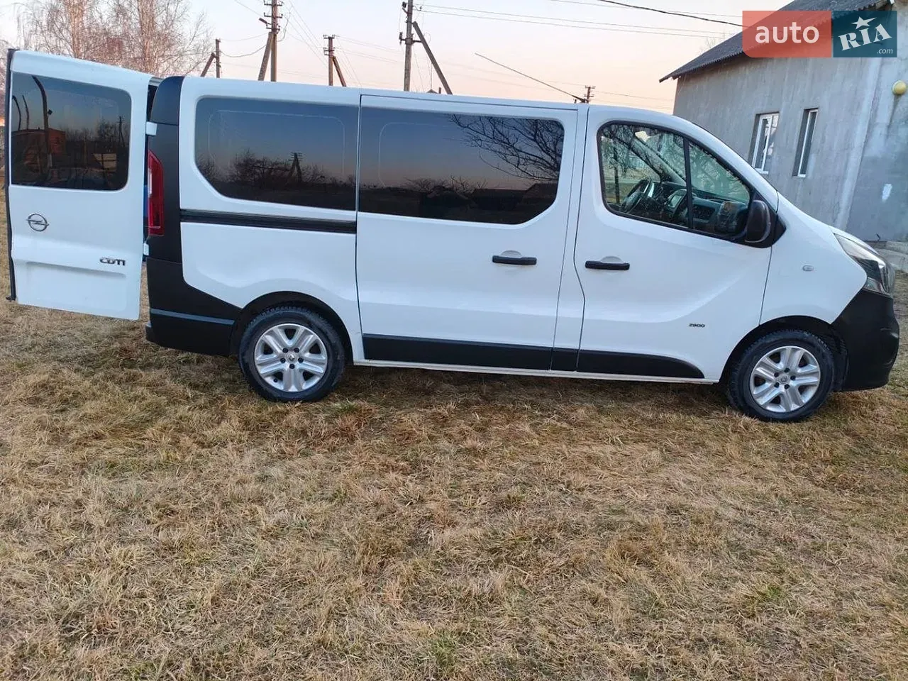 Opel Vivaro 2016 photo 4