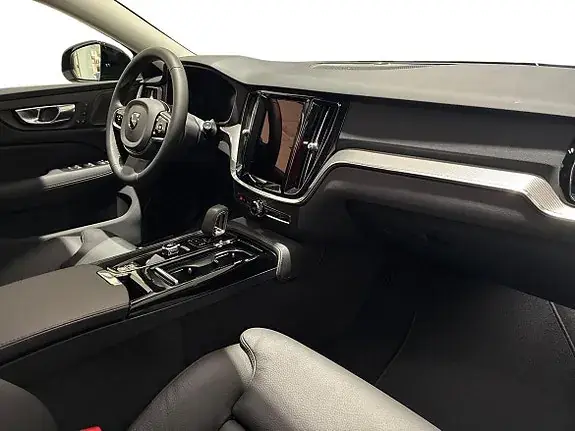 Volvo V60 2027 photo 4