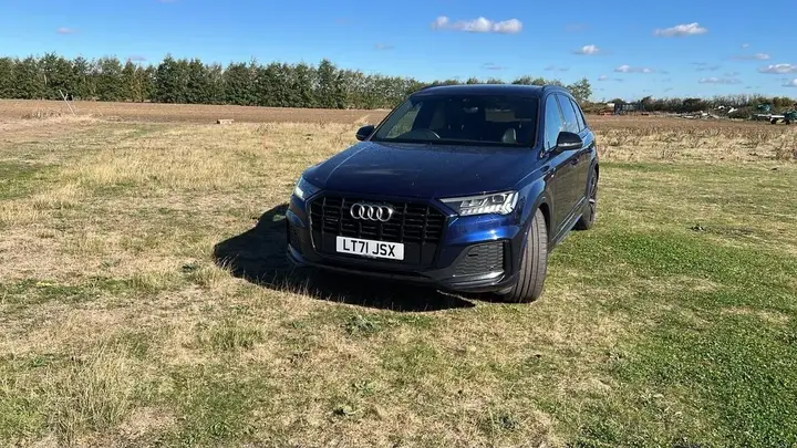 Audi Q7 2021 photo 3