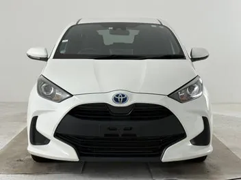 Toyota Yaris 2023 photo 3