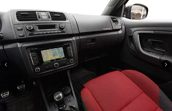 Skoda Fabia 2014 photo 4