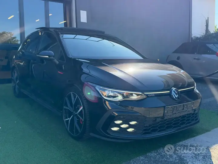 Volkswagen Golf Gti 2022 photo 2