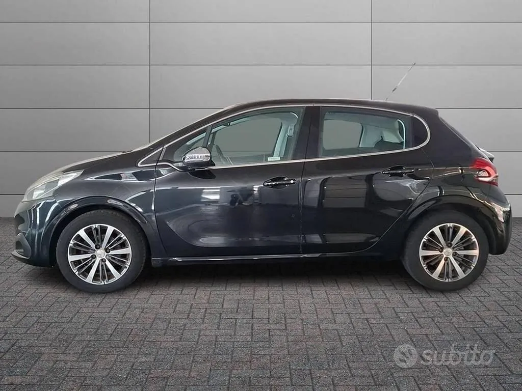 Peugeot 208 2016 photo 4
