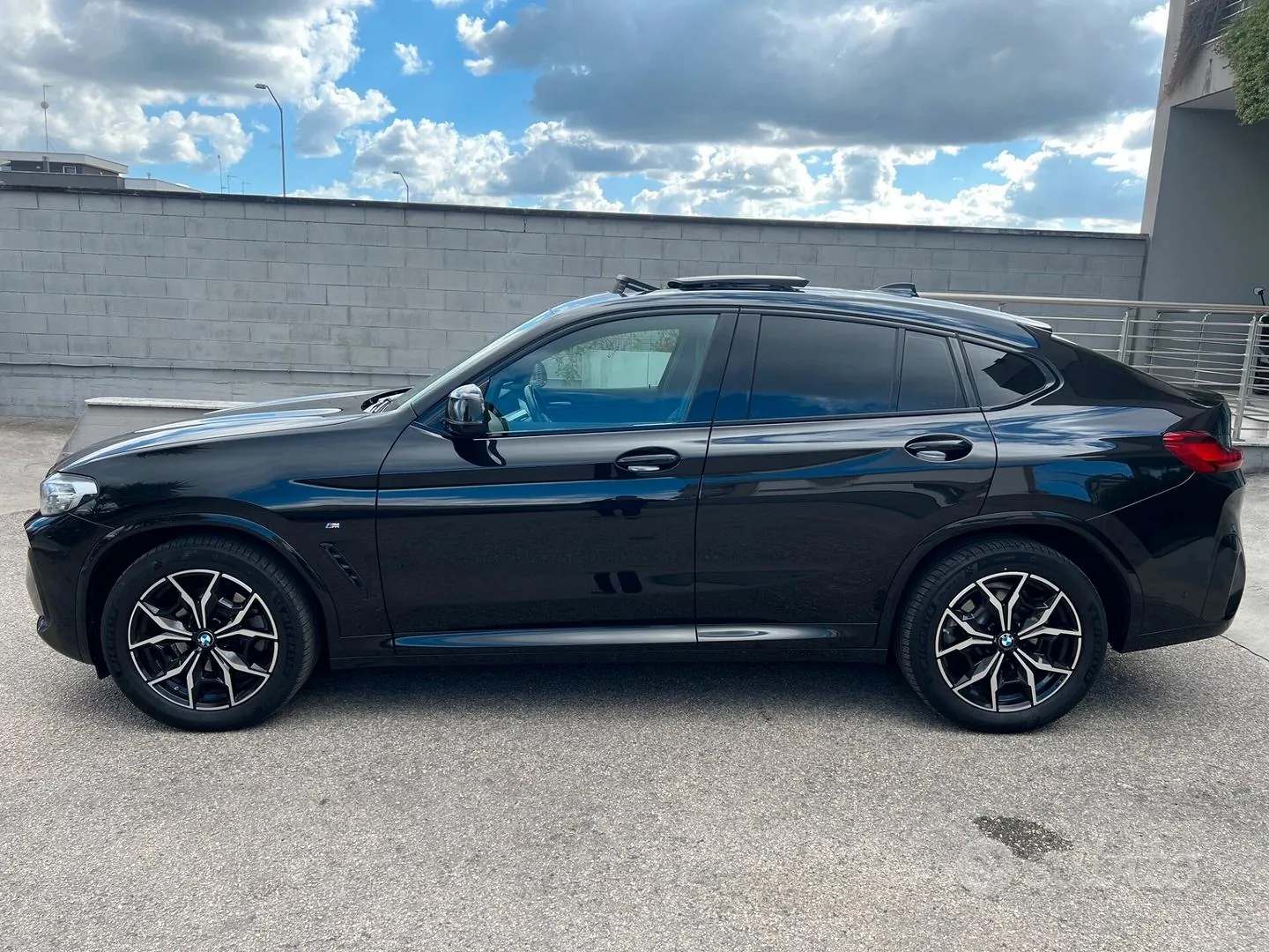 BMW X4 2022 photo 4
