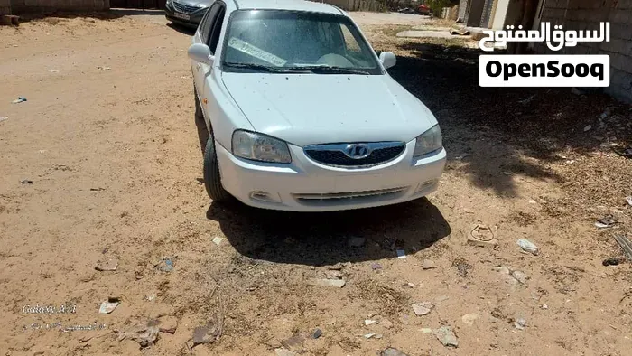 Hyundai Verna 2004 photo 5