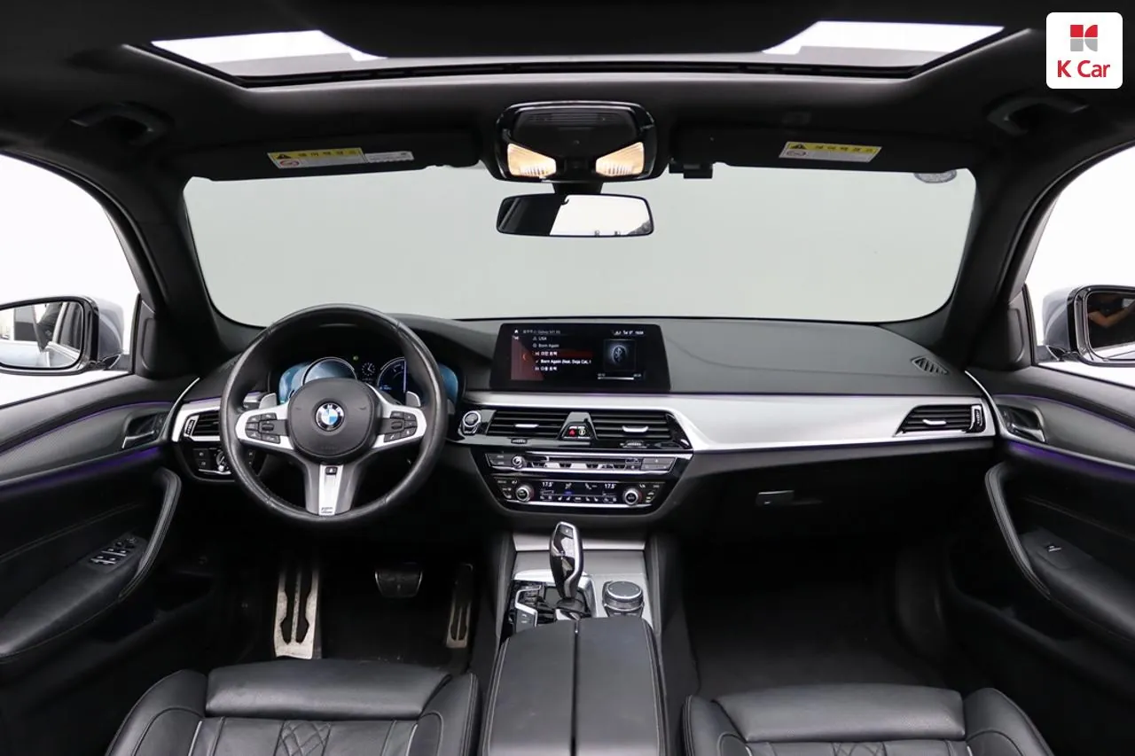 BMW 5 Series G30 2018 photo 5