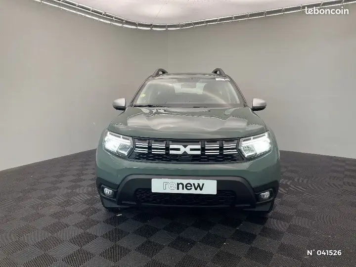 Dacia Duster 2023 photo 3