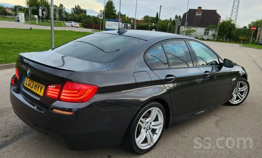 BMW 520 2013 photo 3