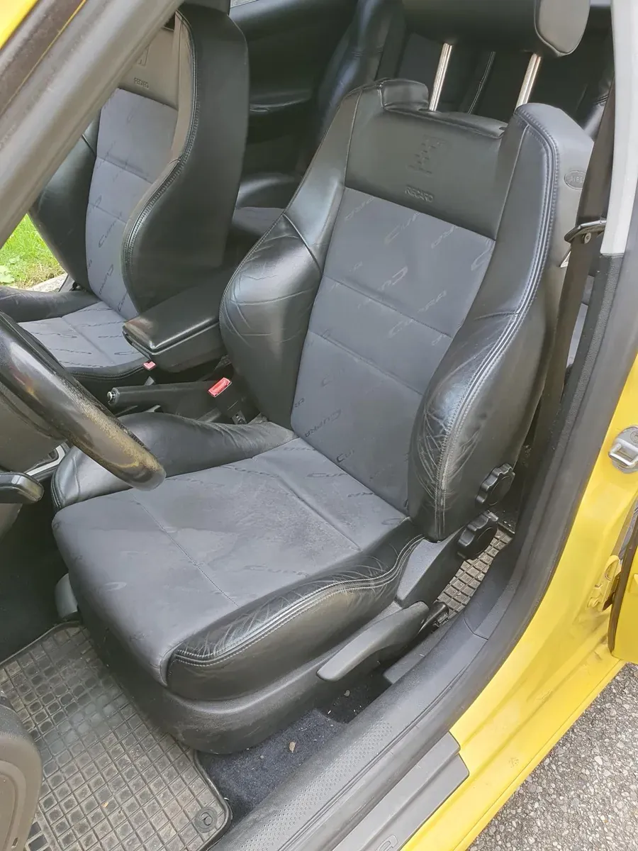 Seat Leon 2001 photo 2