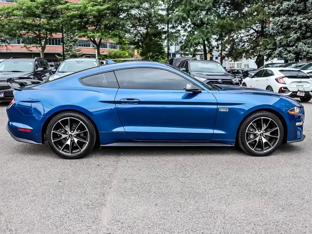 Ford Mustang 2022 photo 3
