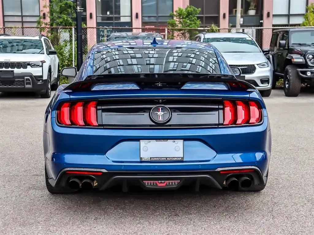 Ford Mustang 2022 photo 4