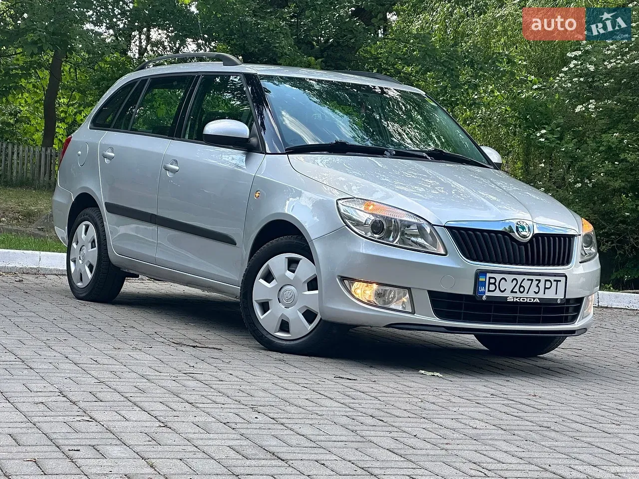 Skoda Fabia 2010 photo 4