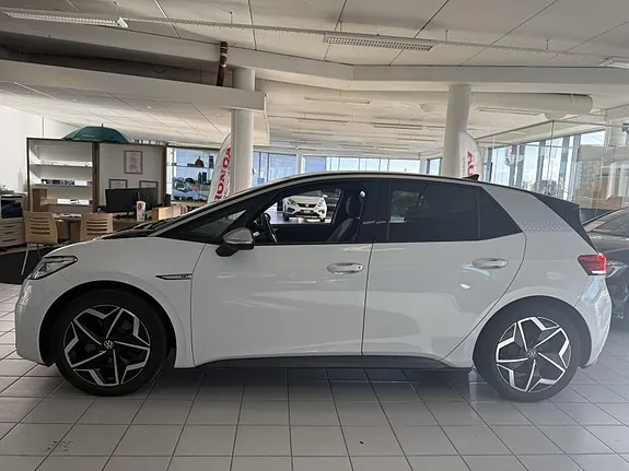Volkswagen Id.3 2021 photo 2