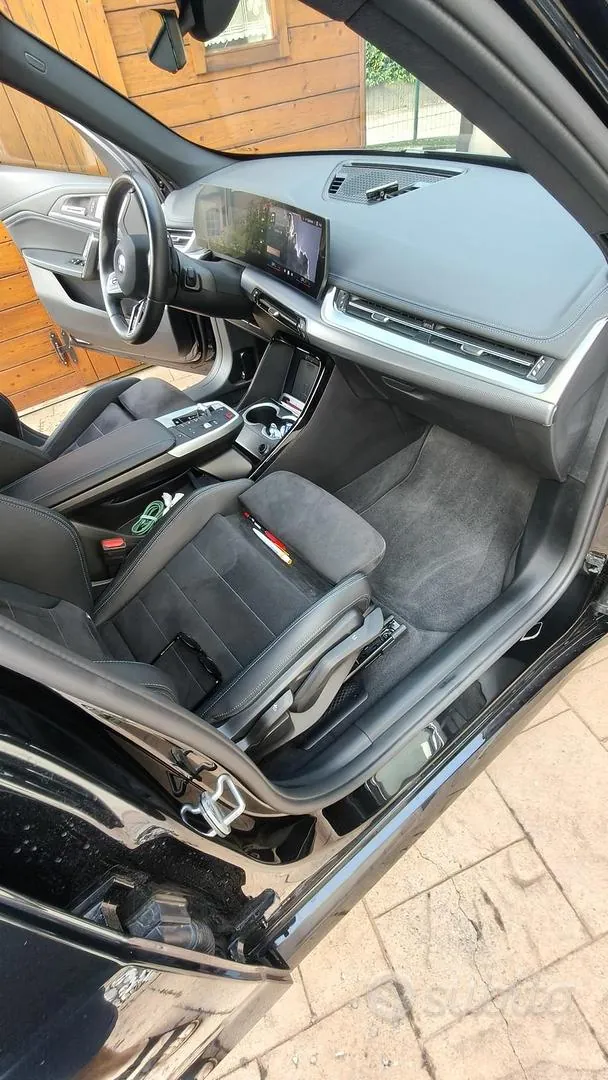 BMW X1 2025 photo 4