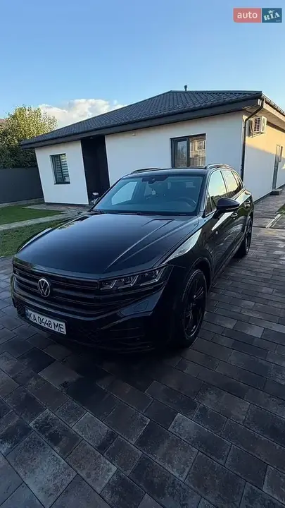 Volkswagen Touareg 2023 photo 2
