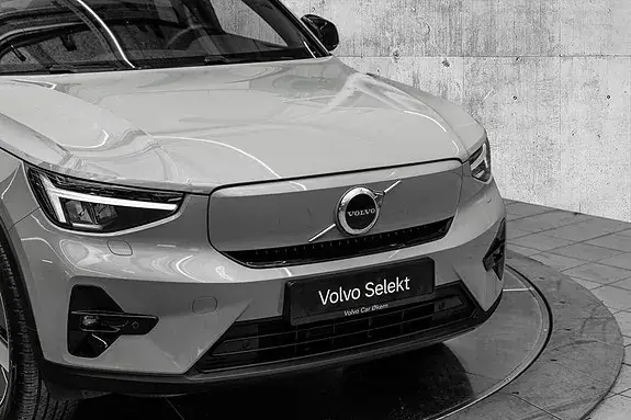 Volvo Ex40 2025 photo 2