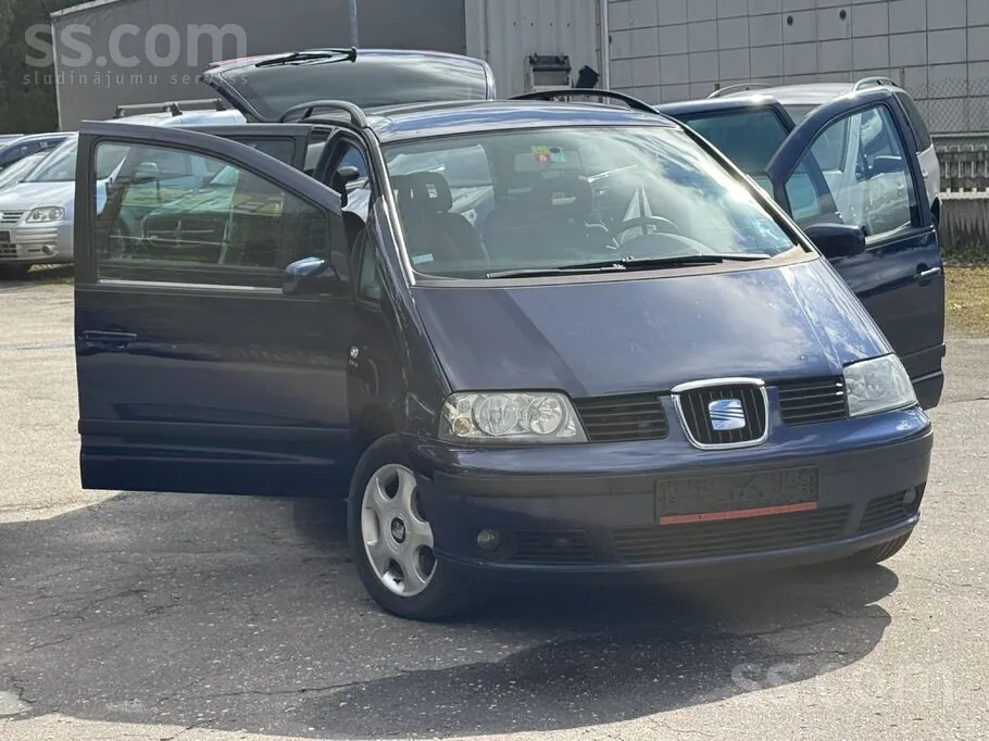Seat Alhambra 2007 photo 3