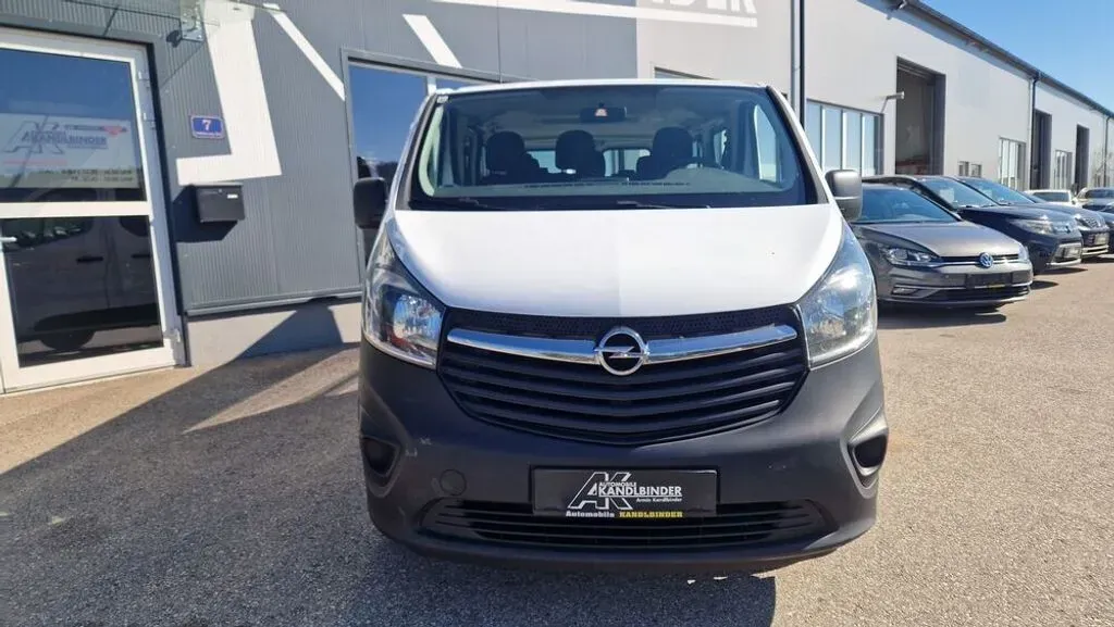 Opel Vivaro 2018 photo 2