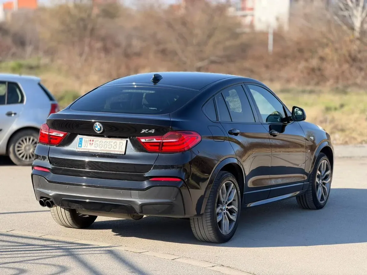 BMW X4 2016 photo 3