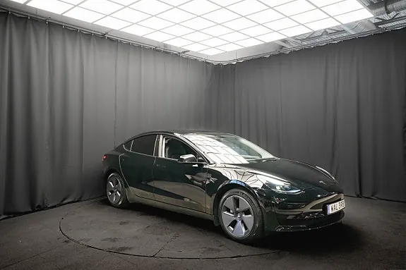 Tesla Model 3 2023 photo 5