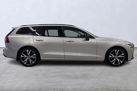 Volvo V60 2024 photo 3