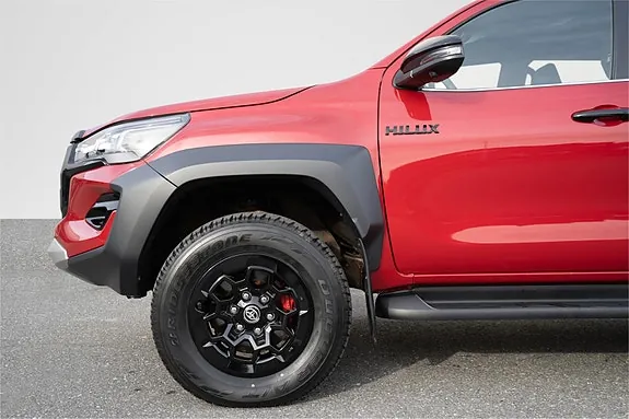 Toyota Hilux 2025 photo 3