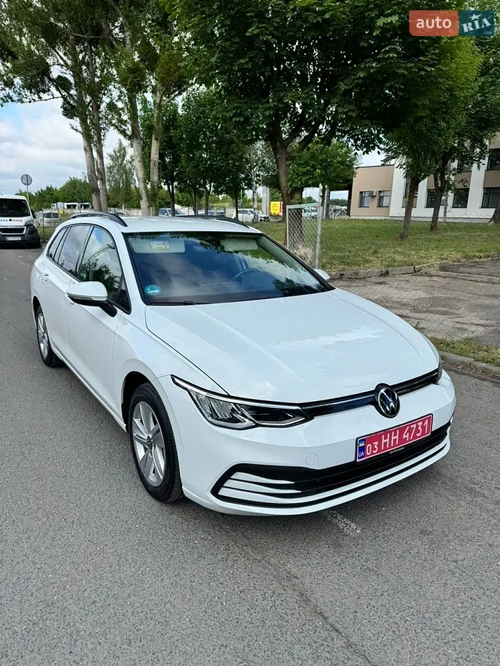 Volkswagen Golf 2023 photo 3