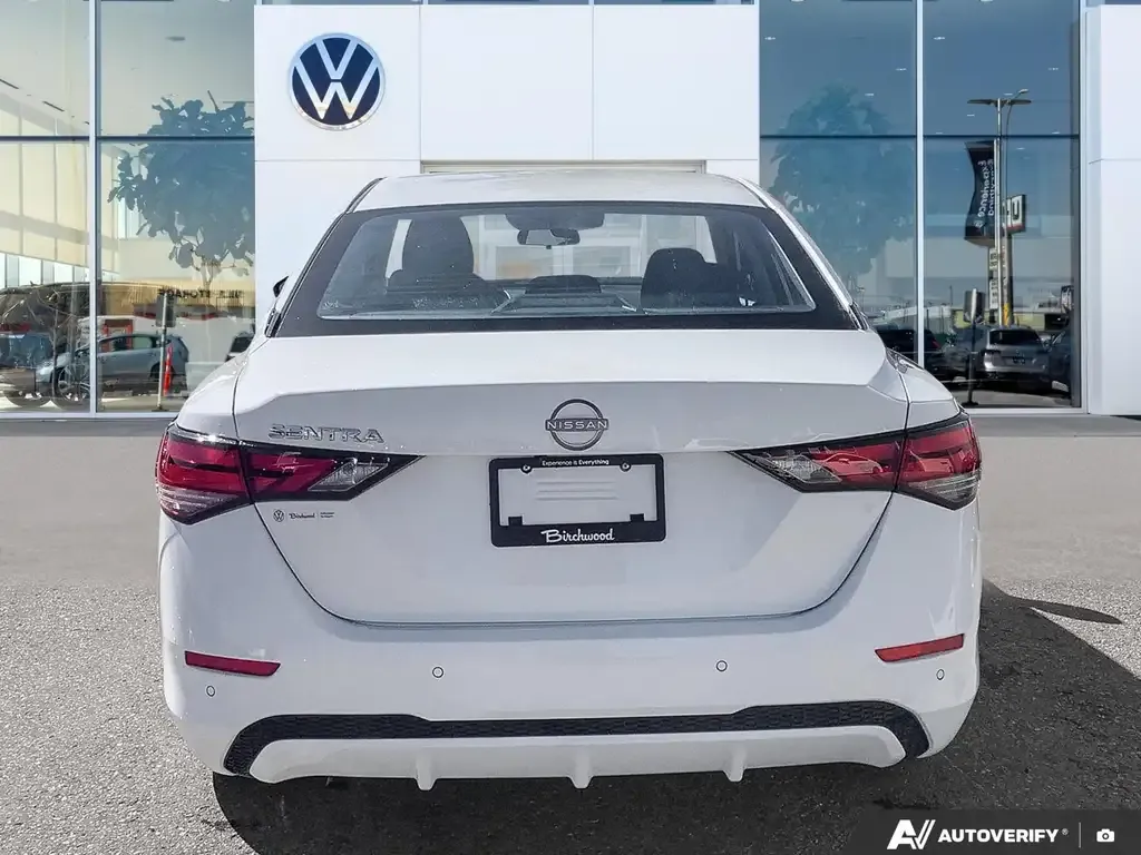 Nissan Sentra 2024 photo 5