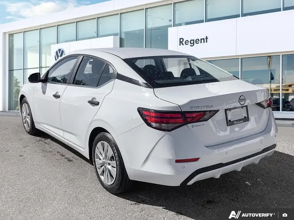 Nissan Sentra 2024 photo 4