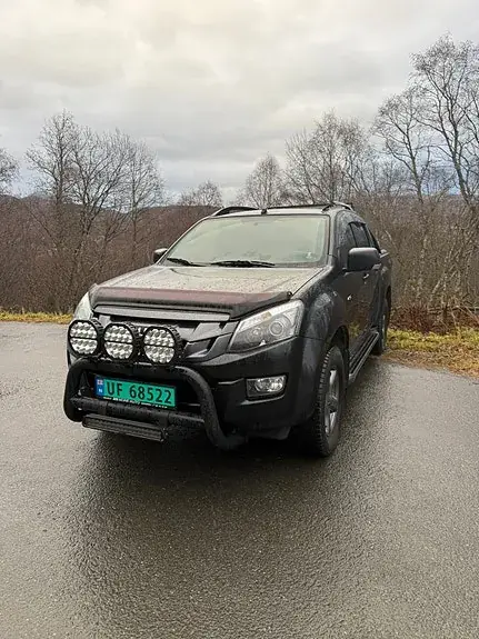Isuzu D-Max 2015 photo 2