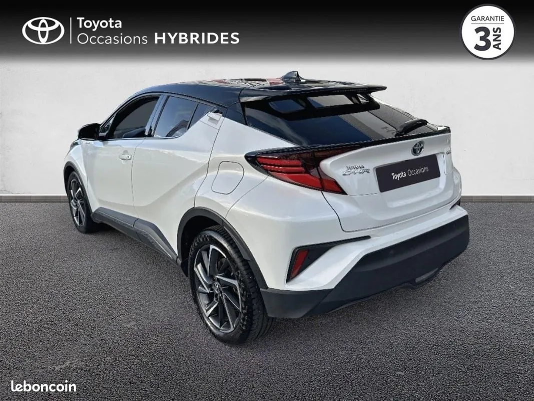 Toyota C-Hr 2020 photo 2