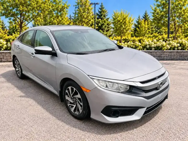 Honda Civic 2017 photo 3