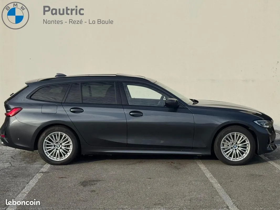 BMW 3 Series 2021 photo 3