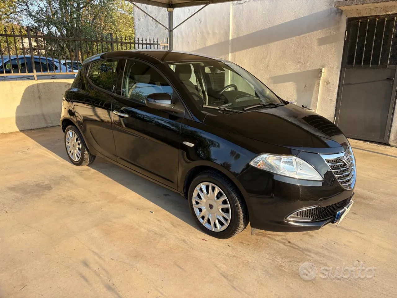 Lancia Ypsilon 2015 photo 3