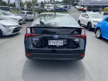 Toyota Prius 2021 photo 4