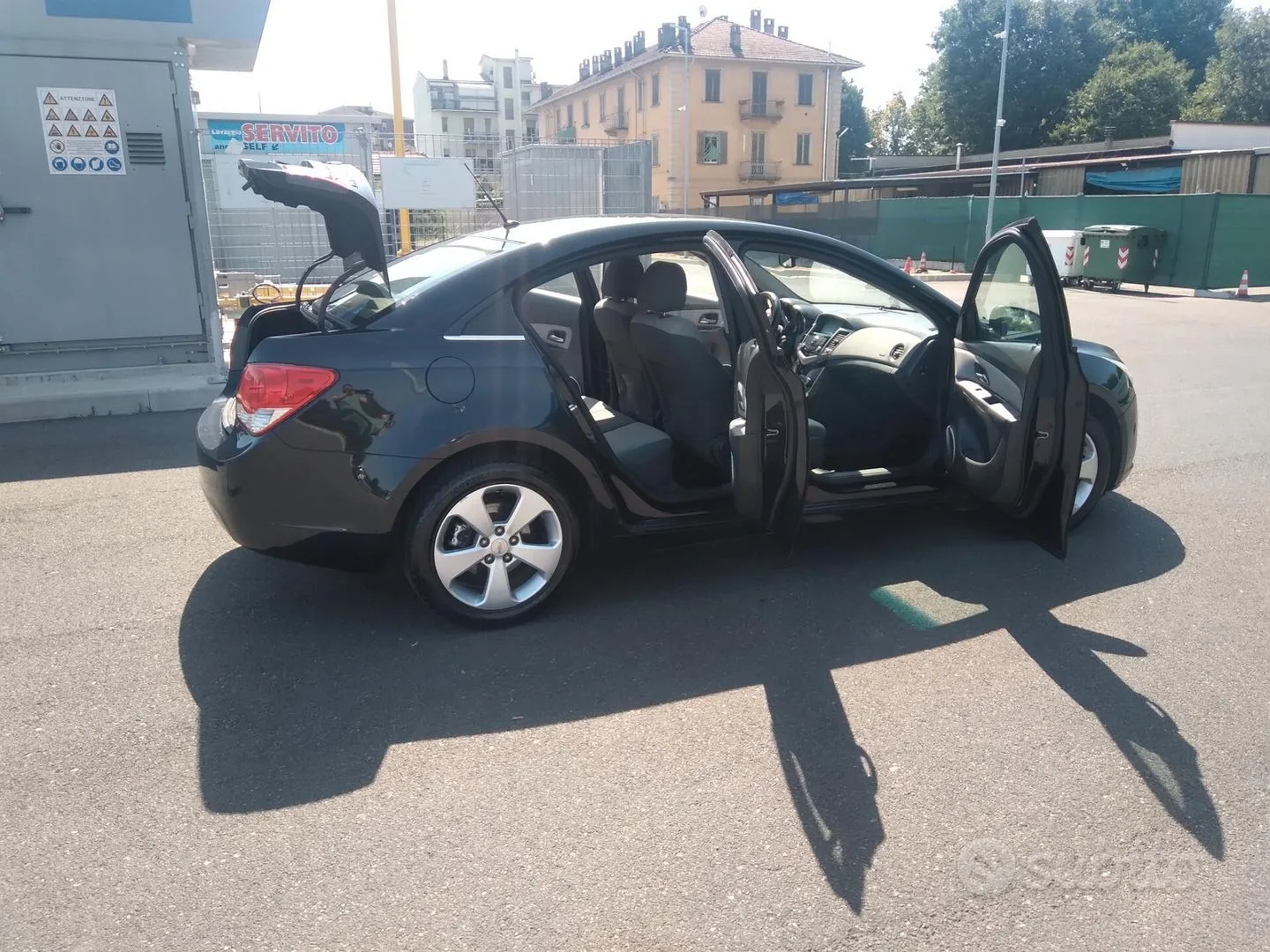 Chevrolet Cruze 2010 photo 2