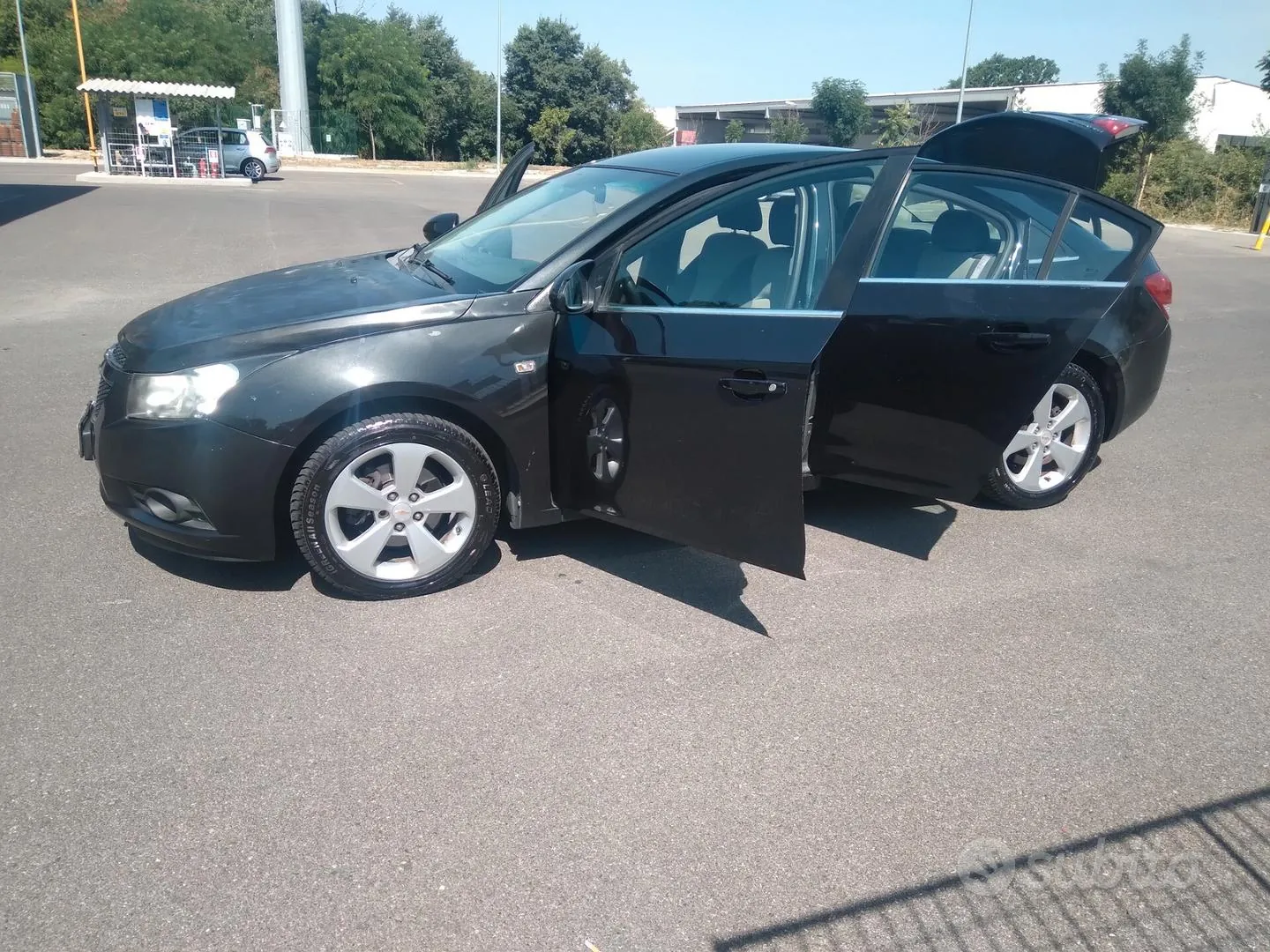 Chevrolet Cruze 2010 photo 3