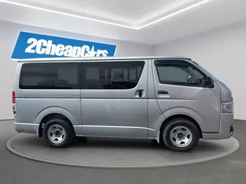 Toyota Hiace 2019 photo 5