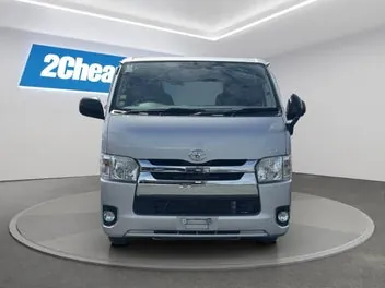 Toyota Hiace 2019 photo 3