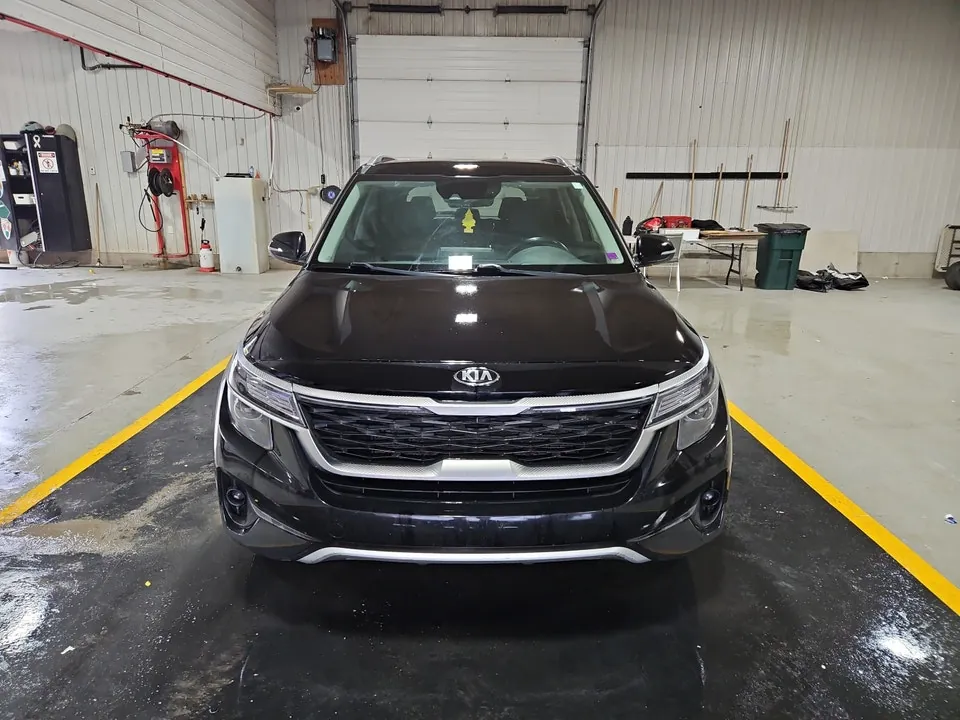 Kia Seltos 2021 photo 2