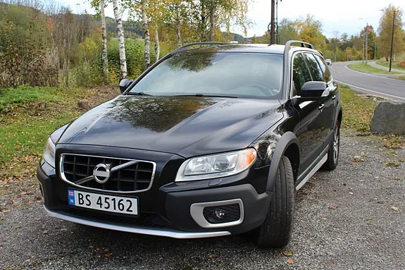 Volvo Xc70 2012 photo 2