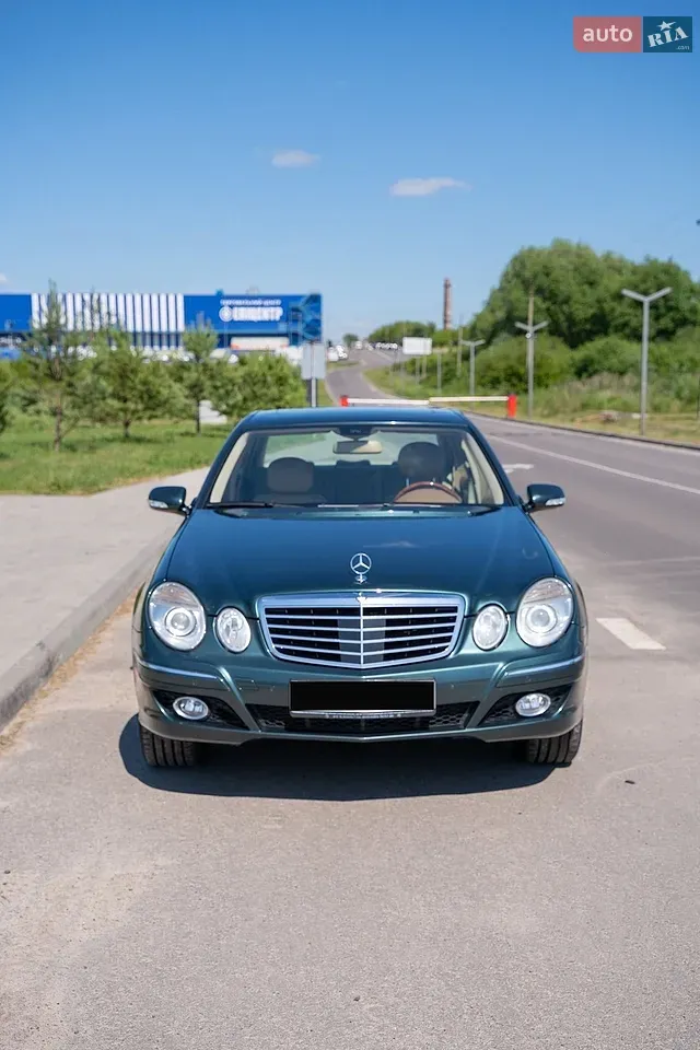 Mercedes-Benz E-Class 2007 photo 5