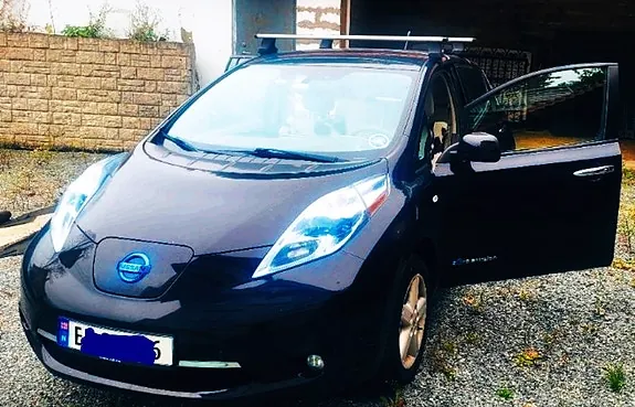 Nissan Leaf 2012 photo 3