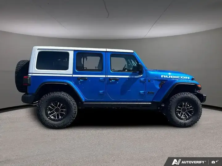 Jeep Wrangler 2026 photo 3
