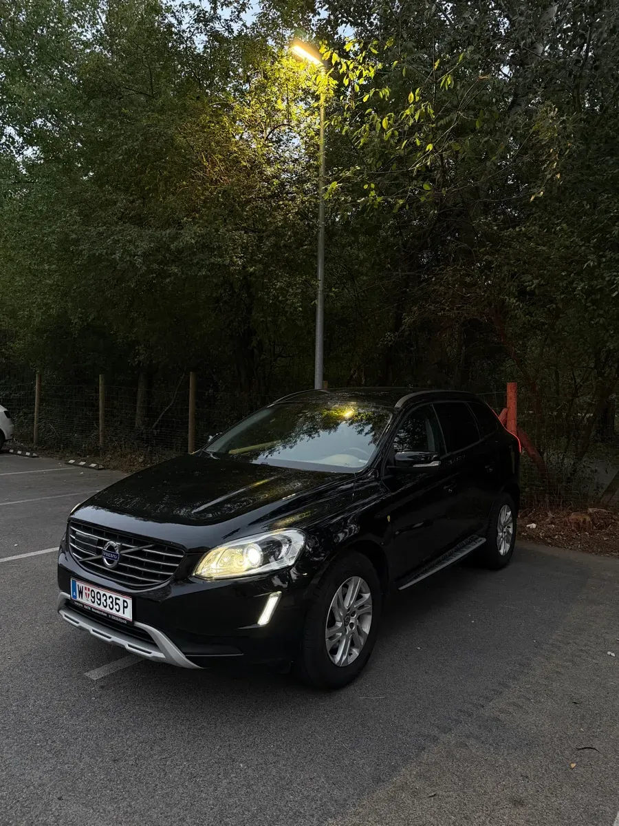 Volvo Xc60 2017 photo 2