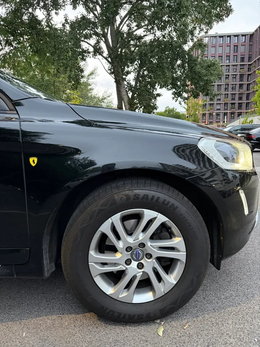 Volvo Xc60 2017 photo 3